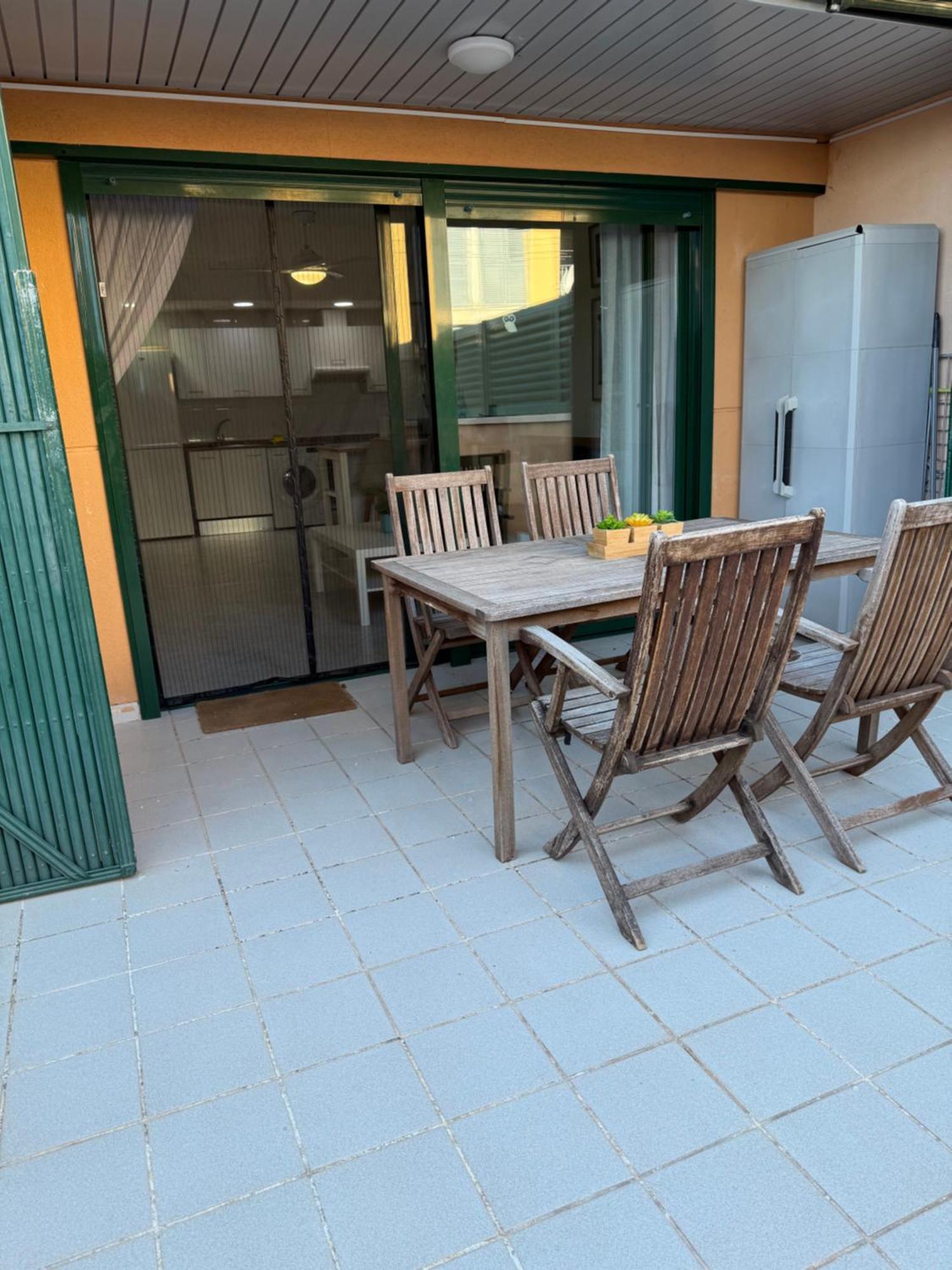 Mar Y Montana - L'Hospitalet De L'Infant Lägenhet Exteriör bild